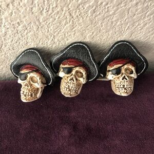 Pirate Skull knobs handles pulls - Black and Red